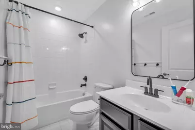177 Village Green Lane, Sicklerville, NJ 08081 - Photo 17