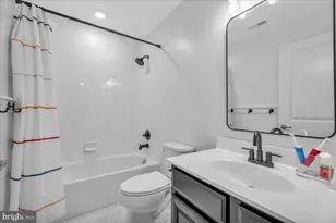 177 Village Green Ln, Sicklerville, NJ 08081 - Photo 17