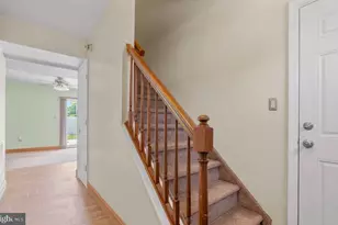 64 Hampton Gate Dr, Sicklerville, NJ 08081 - Photo 3