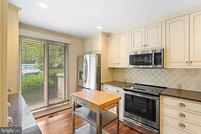 112 The Mews, Haddonfield, NJ 08033 - Photo 5