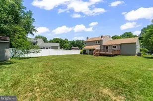 39 Lakeview Dr, Cherry Hill, NJ 08003 - Photo 25