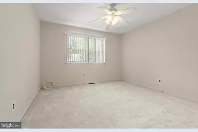 39 Lakeview Drive, Cherry Hill, NJ 08003 - Photo 15