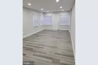 300 W Kings Highway #APT A, Mount Ephraim, NJ 08059 - Photo 5