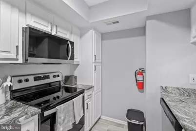 207 Park Place, Cherry Hill, NJ 08002 - Photo 9