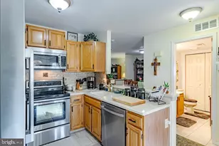 113 Fox Meadow, Sicklerville, NJ 08081 - Photo 7