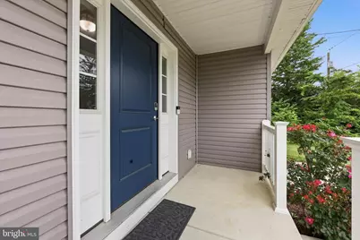 208 E Lafayette Avenue, Magnolia, NJ 08049 - Photo 5