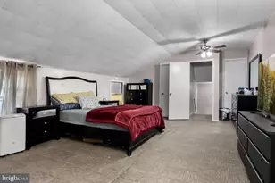 318 Hialeah Dr, Cherry Hill, NJ 08002 - Photo 25