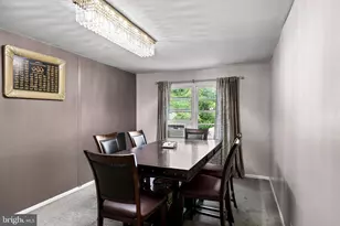 318 Hialeah Dr, Cherry Hill, NJ 08002 - Photo 9