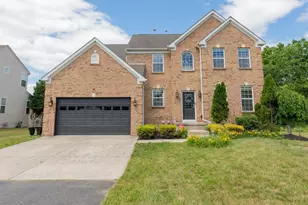 653 Chews Landing Rd, Sicklerville, NJ 08081 - Photo 1