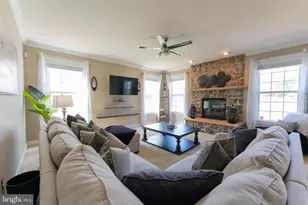 653 Chews Landing Rd, Sicklerville, NJ 08081 - Photo 9
