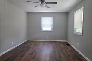 50 Princeton Ave, Bellmawr, NJ 08031 - Photo 5