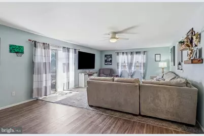 124 Dobbs Avenue, Bellmawr, NJ 08031 - Photo 9