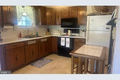 231 Elmtowne Boulevard, Hammonton, NJ 08037 - Photo 7