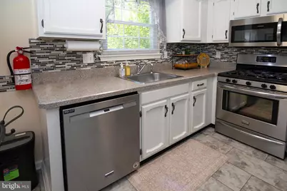 17 Stafford Place, Sicklerville, NJ 08081 - Photo 9