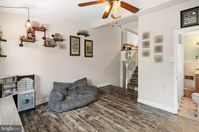 32 E Collings Avenue, Collingswood, NJ 08108 - Photo 9
