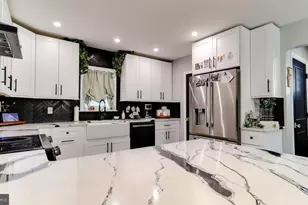 104 Pacific Ave, Collingswood, NJ 08108 - Photo 3