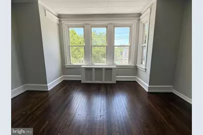 270 S 27th Street, Camden, NJ 08105 - Photo 9