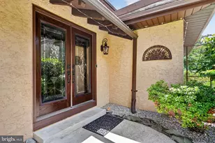 9 Foxcroft Ct, Voorhees, NJ 08043 - Photo 3