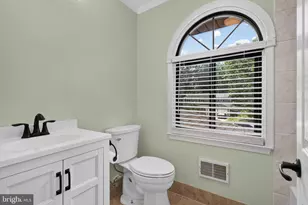 9 Foxcroft Ct, Voorhees, NJ 08043 - Photo 35