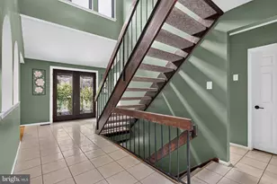 9 Foxcroft Ct, Voorhees, NJ 08043 - Photo 5