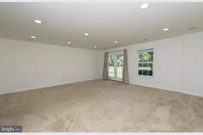 144 Village Green Lane, Sicklerville, NJ 08081 - Photo 11