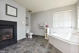 13 Waterview Dr, Sicklerville, NJ 08081 - Photo 25