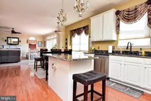 13 Waterview Dr, Sicklerville, NJ 08081 - Photo 3