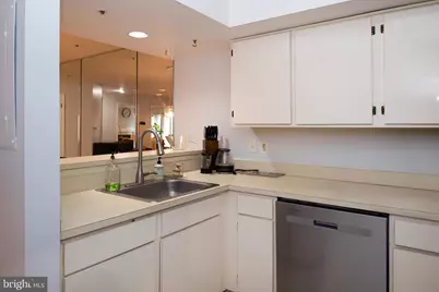 1024 Main Street, Voorhees, NJ 08043 - Photo 9