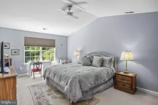 25 Glacier Dr, Berlin, NJ 08009 - Photo 15