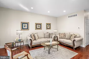 25 Glacier Dr, Berlin, NJ 08009 - Photo 7