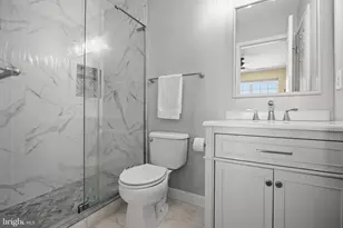 25 Glacier Dr, Berlin, NJ 08009 - Photo 23