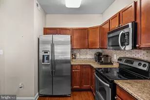 25 Glacier Dr, Berlin, NJ 08009 - Photo 13