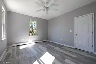 136 S King St, Gloucester City, NJ 08030 - Photo 13