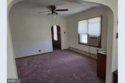 14 E Evesham Road, Gloucester Township, NJ 08029 - Photo 3