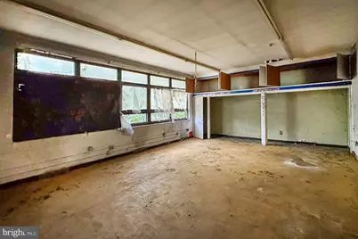 678 Florence Street, Camden, NJ 08104 - Photo 9