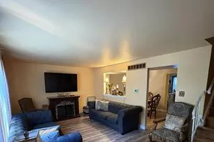 118 W Collins Ct, Gloucester Township, NJ 08012 - Photo 5