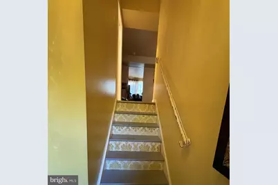 118 W Collins Court, Gloucester Township, NJ 08012 - Photo 7