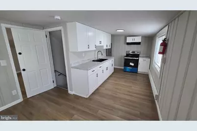 13 W Lake Avenue, Gloucester Township, NJ 08012 - Photo 11