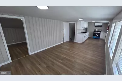 13 W Lake Avenue, Gloucester Township, NJ 08012 - Photo 3