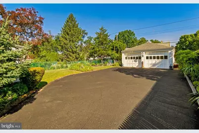 229 W Kings Highway, Audubon, NJ 08106 - Photo 23