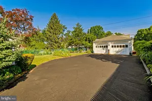 229 W Kings Hwy, Audubon, NJ 08106 - Photo 23