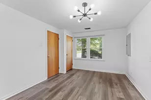 826 Kingston Dr, Cherry Hill, NJ 08034 - Photo 5