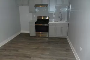 219 Market St, Camden, NJ 08102 - Photo 23
