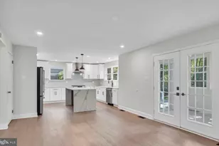 10 Burnham Ln, Voorhees, NJ 08043 - Photo 5