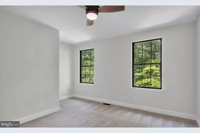 10 Burnham Lane, Voorhees, NJ 08043 - Photo 13