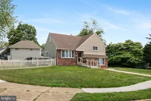 301 San Pedro Dr, Gloucester Township, NJ 08029 - Photo 1