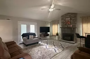 21 Chandler Ln, Voorhees, NJ 08043 - Photo 3