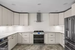 536 Heartwood Dr, Cherry Hill, NJ 08003 - Photo 11