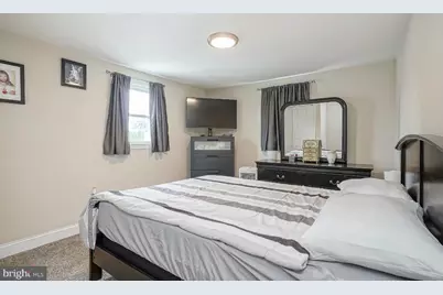 133 Dobbs Avenue, Bellmawr, NJ 08031 - Photo 13