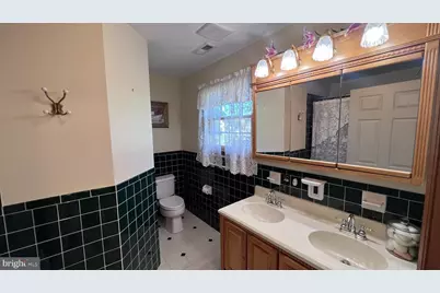12 Elinor Avenue, Stratford, NJ 08084 - Photo 41